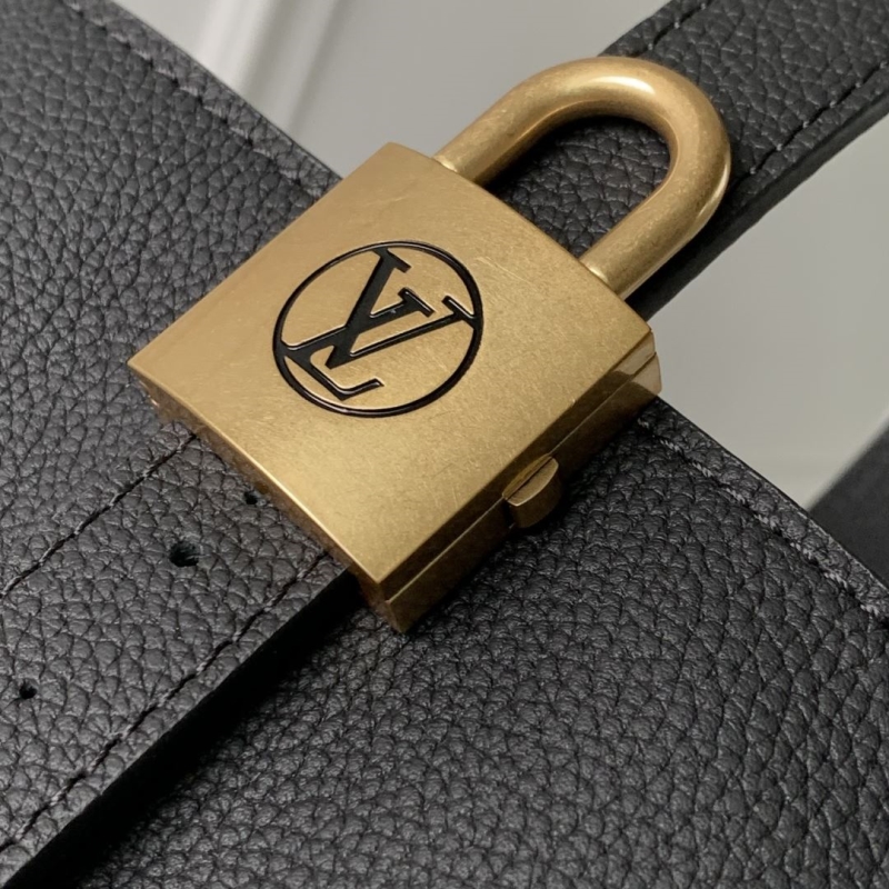 LV Bucket Bags